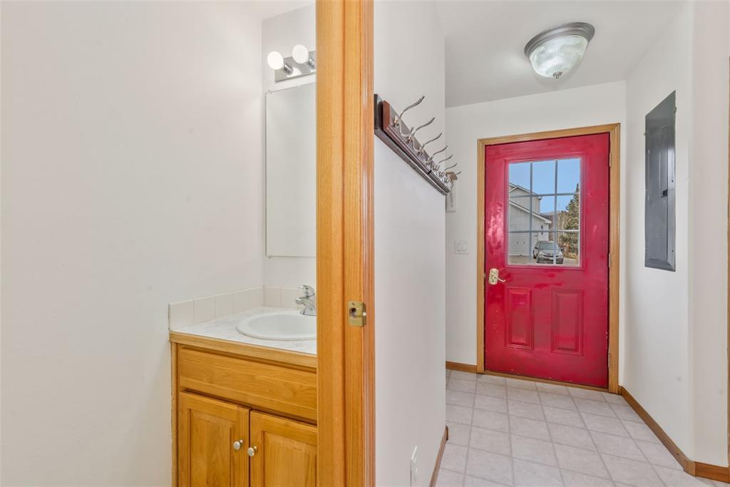 Steamboat Springs, Colorado, 80487, United States, 3 Bedrooms Bedrooms, ,2 BathroomsBathrooms,Residential,For Sale,2003476