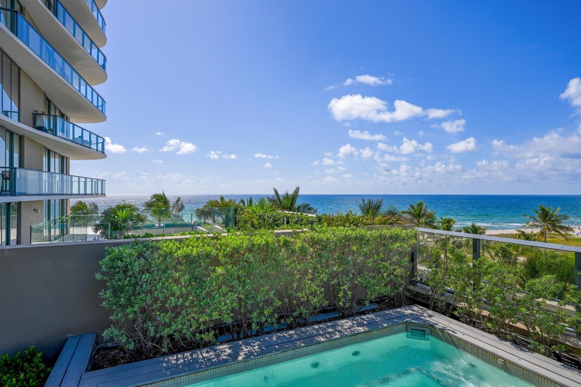 Pompano Beach, Florida, 33062, United States, 3 Bedrooms Bedrooms, ,3 BathroomsBathrooms,Residential,For Sale,1810568
