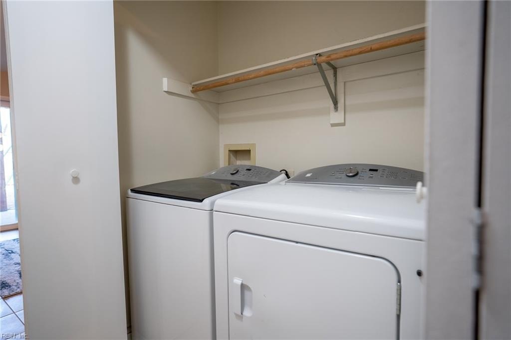Virginia Beach, Virginia, 23455, United States, 3 Bedrooms Bedrooms, ,4 BathroomsBathrooms,Residential,For Sale,1921851