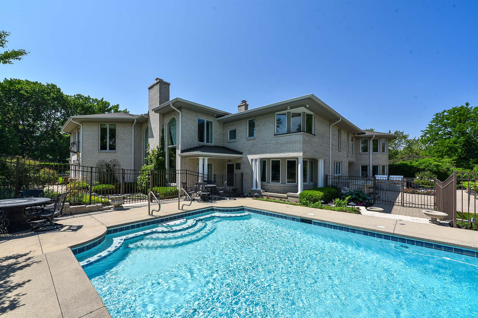 Inverness, Illinois, 60067, United States, 6 Bedrooms Bedrooms, ,10 BathroomsBathrooms,Residential,For Sale,1980609