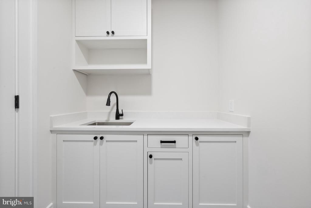 Chevy Chase, Maryland, 20815, United States, 6 Bedrooms Bedrooms, ,7 BathroomsBathrooms,Residential,For Sale,1976530