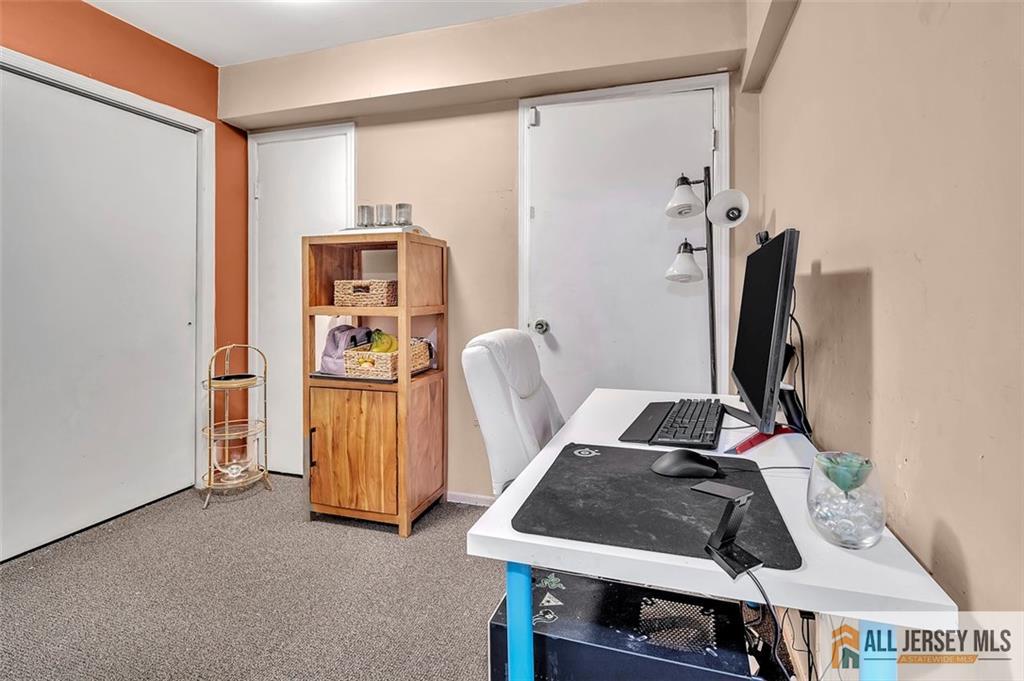 East Brunswick, New Jersey, 08816, United States, 3 Bedrooms Bedrooms, ,3 BathroomsBathrooms,Residential,For Sale,1917391