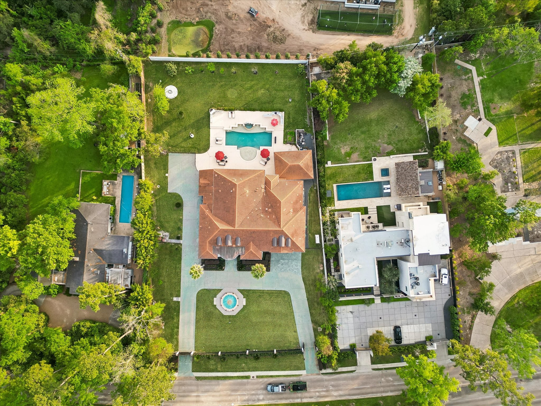  9105 Memorial Drive - 物件實景