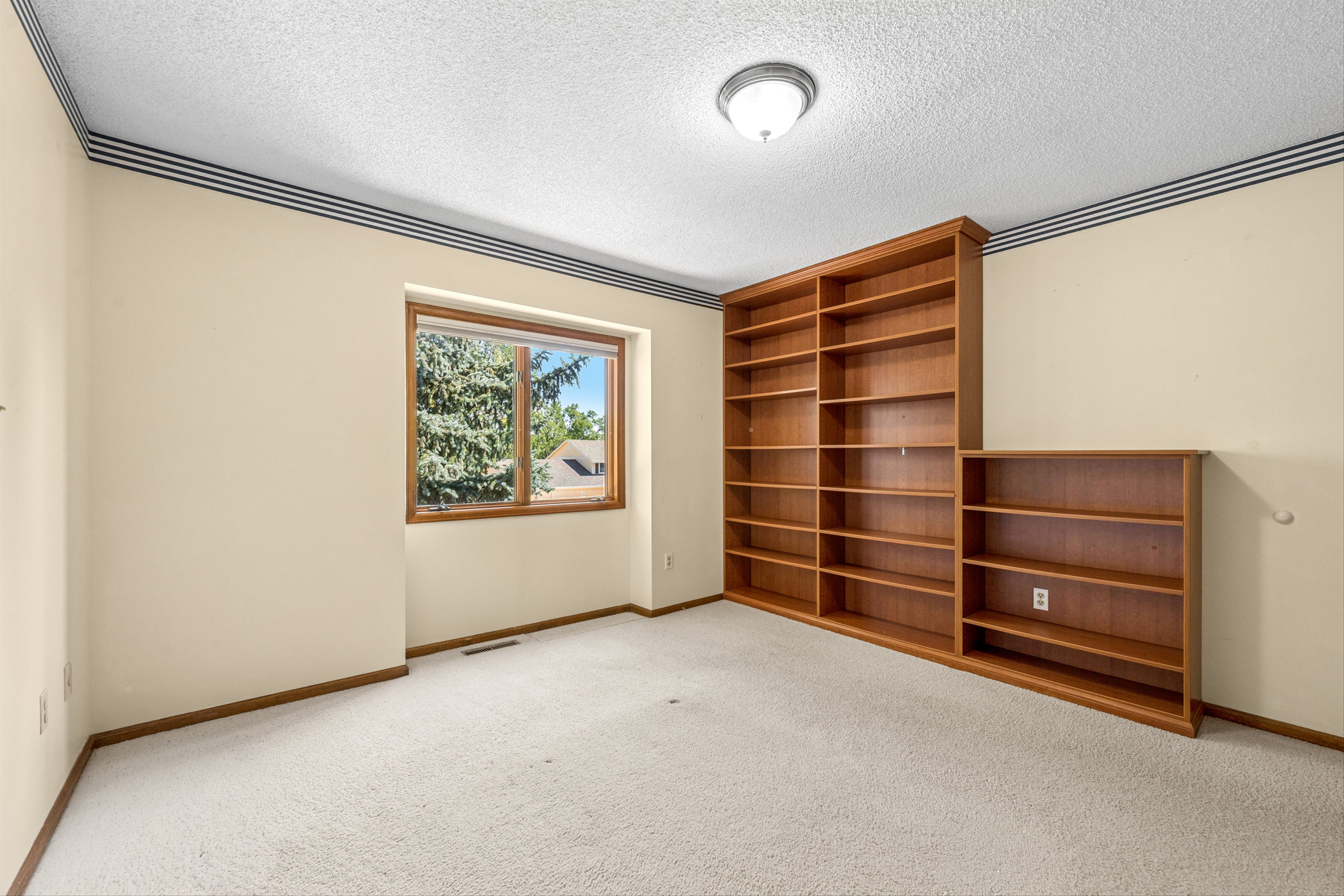  619 Crawford Cir, Longmont, CO, 80504 - 物件實景