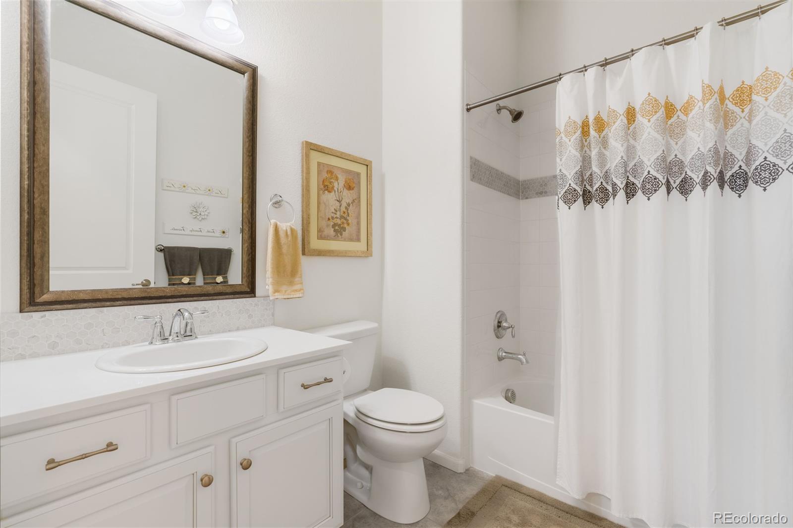 Aurora, Colorado, 80016, United States, 3 Bedrooms Bedrooms, ,3 BathroomsBathrooms,Residential,For Sale,1846672