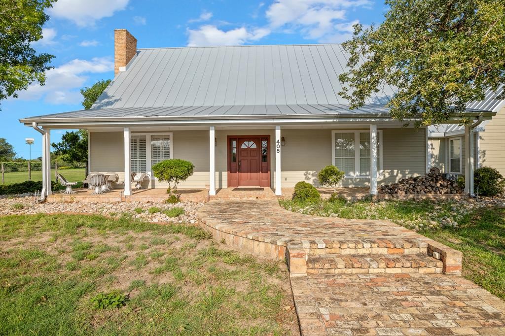 405 405 Frederick Rd, Fredericksburg, Texas, 78624, United States, 5 Bedrooms Bedrooms, ,5 BathroomsBathrooms,Residential,For Sale,405 405 Frederick Rd,1413377