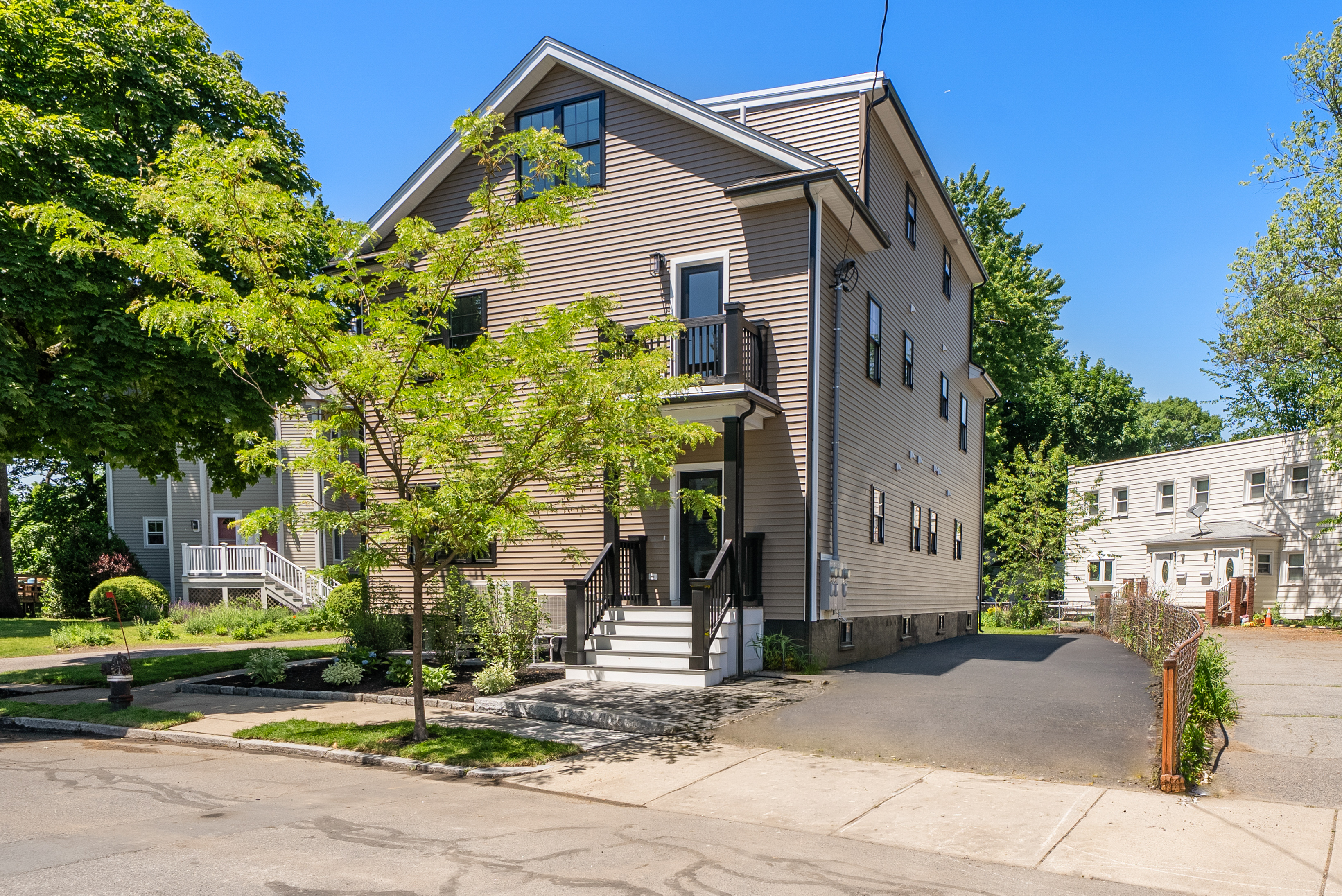  50 Lewis Avenue, Arlington, MA, 02474 - 物件實景