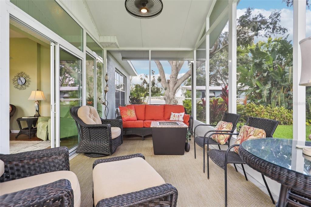 Tavares, Florida, 32778, United States, 2 Bedrooms Bedrooms, ,2 BathroomsBathrooms,Residential,For Sale,1867247