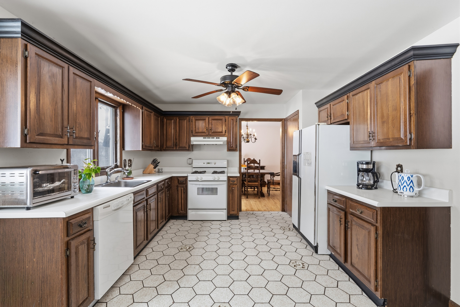  Buckberg Mountain Colonial - 物件實景