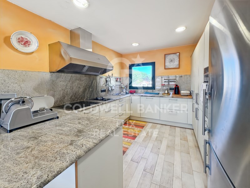 Empuriabrava, Catalonia, ES, 4 Bedrooms Bedrooms, ,2 BathroomsBathrooms,Residential,For Sale,1795076