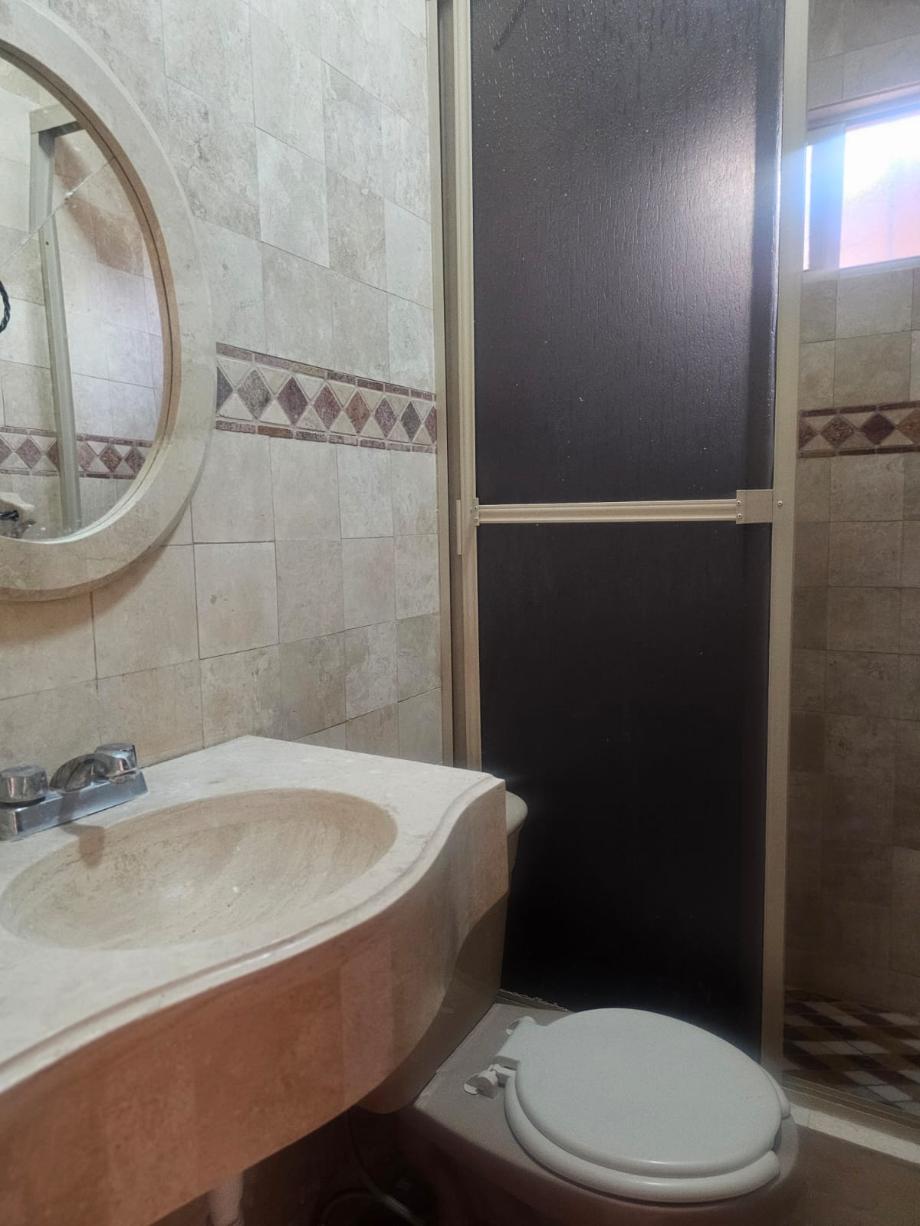 Torreón, Coahuila de Zaragoza, 27294, Mexico, 3 Bedrooms Bedrooms, ,1 BathroomBathrooms,Residential,For Sale,1847992