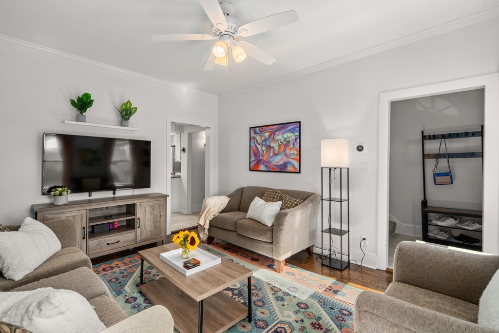 Watertown, Massachusetts, 02472, United States, 2 Bedrooms Bedrooms, ,1 BathroomBathrooms,Residential,For Sale,1950819