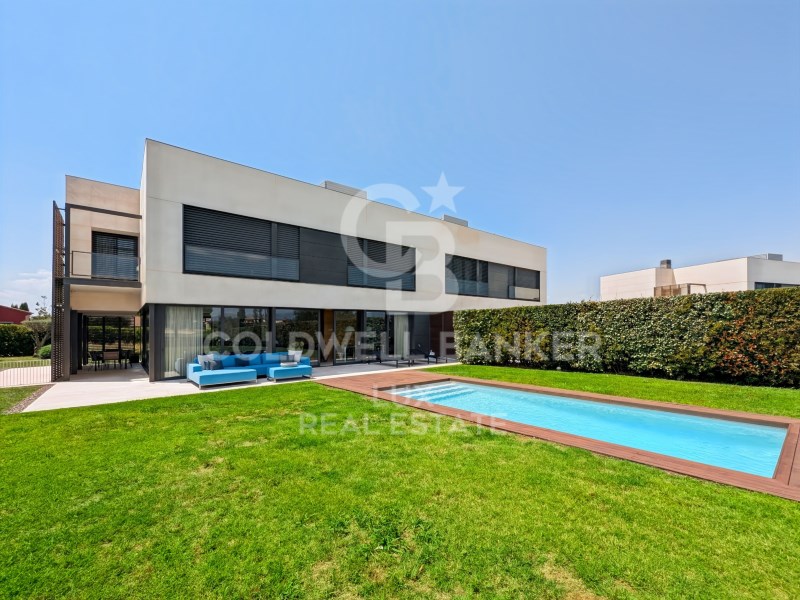Peralada, Catalonia, ES, 4 Bedrooms Bedrooms, ,5 BathroomsBathrooms,Residential,For Sale,1908231