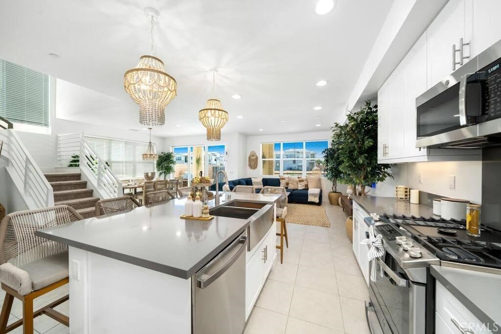 Indio, California, 92203, United States, 4 Bedrooms Bedrooms, ,5 BathroomsBathrooms,Residential,For Sale,1998481