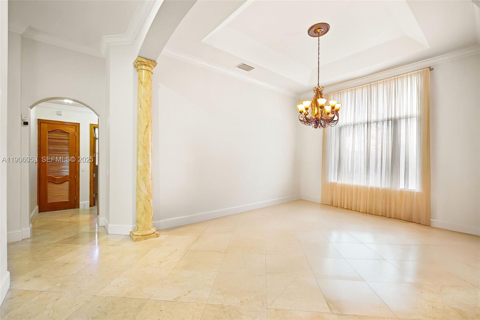 Miami, Florida, 33183, United States, 5 Bedrooms Bedrooms, ,5 BathroomsBathrooms,Residential,For Sale,1998373