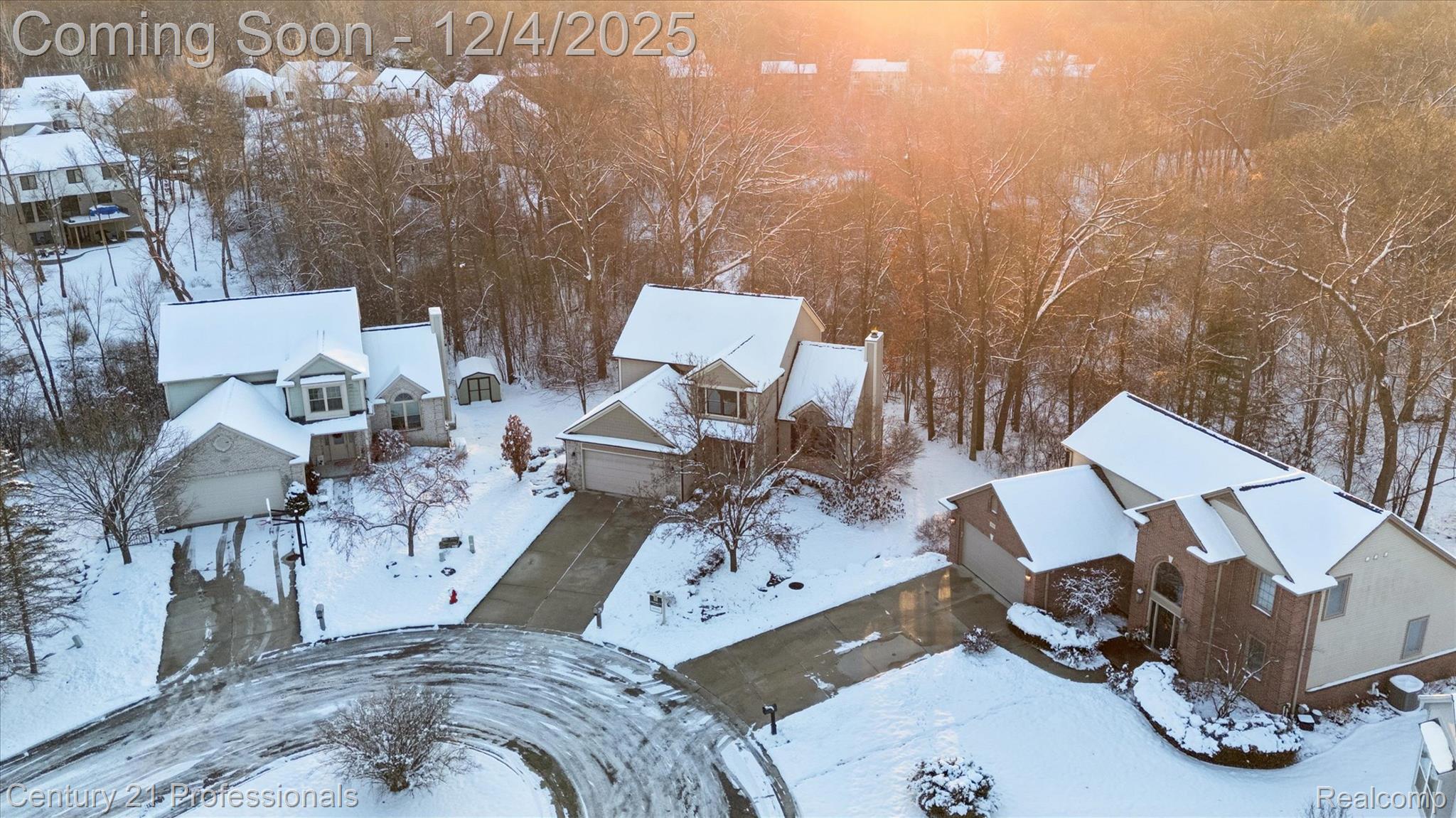 Orion, Michigan, 48360, United States, 4 Bedrooms Bedrooms, ,4 BathroomsBathrooms,Residential,For Sale,2001208