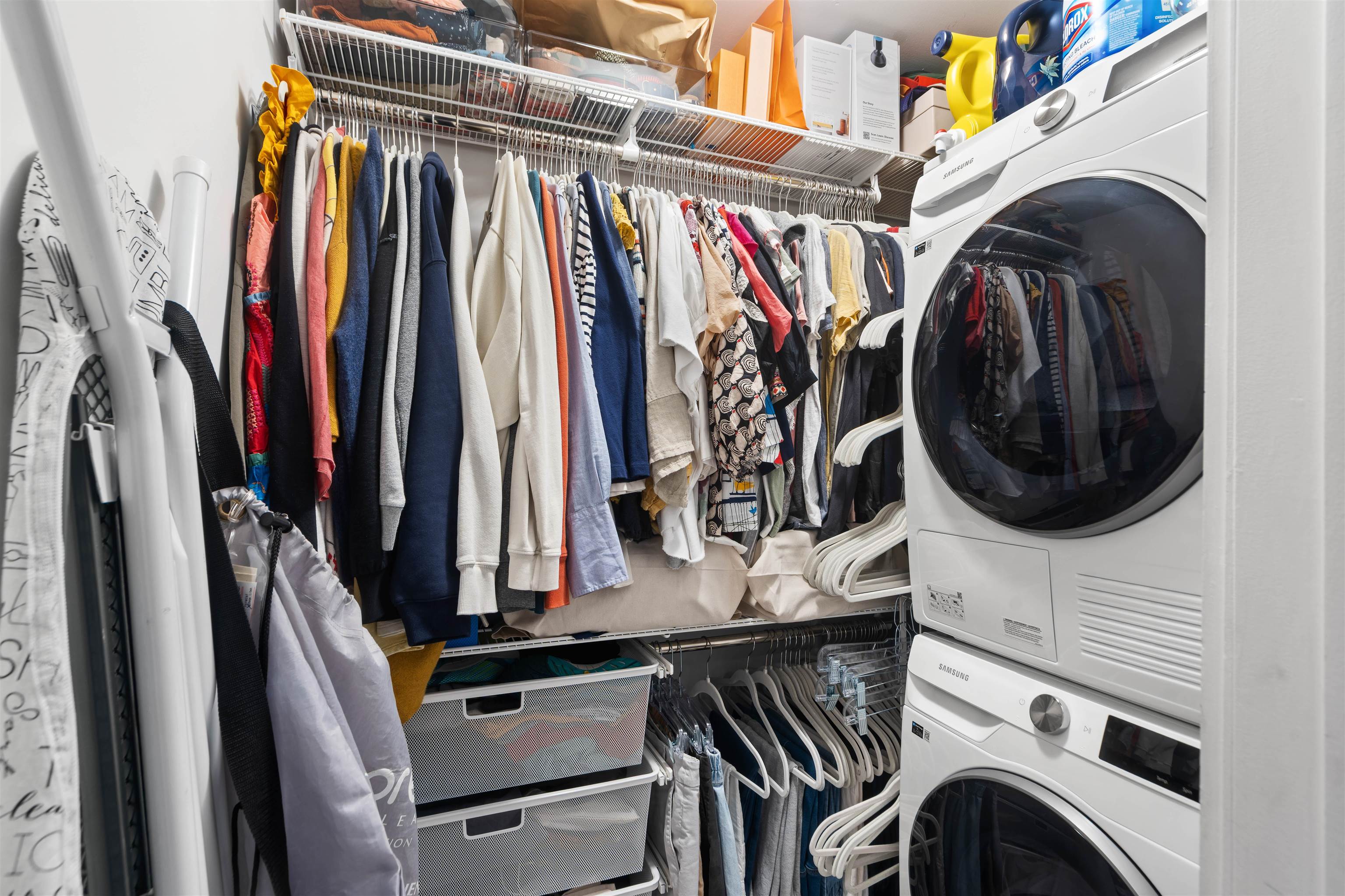 Jersey City, New Jersey, 07302, United States, 1 Bedroom Bedrooms, ,2 BathroomsBathrooms,Residential,For Sale,1949744