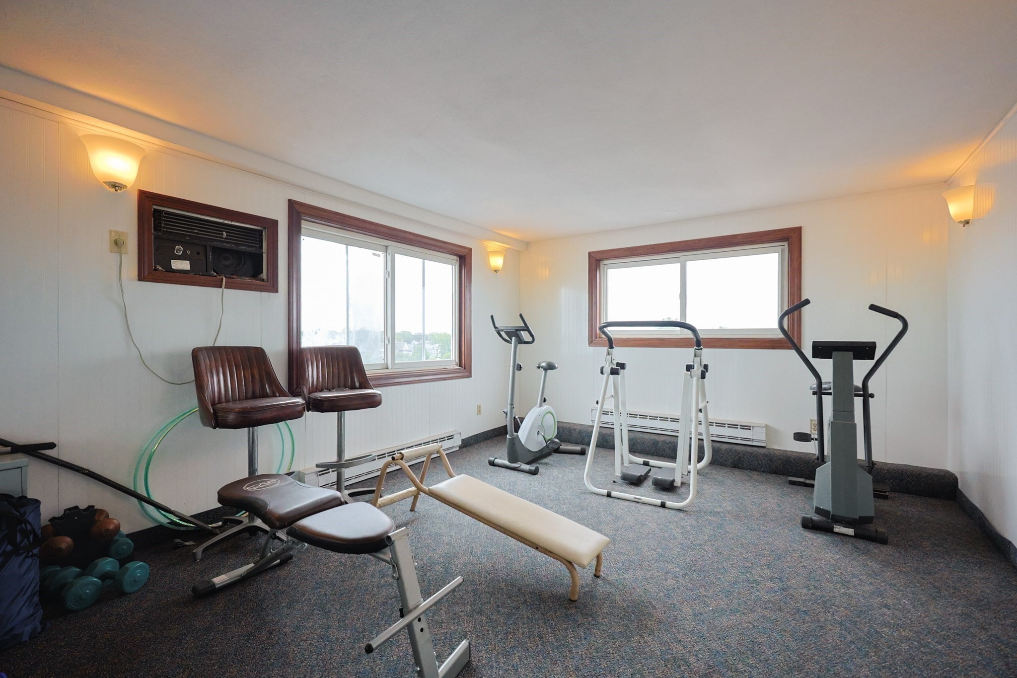 Winthrop, Massachusetts, 02152, United States, 4 Bedrooms Bedrooms, ,2 BathroomsBathrooms,Residential,For Sale,1927935
