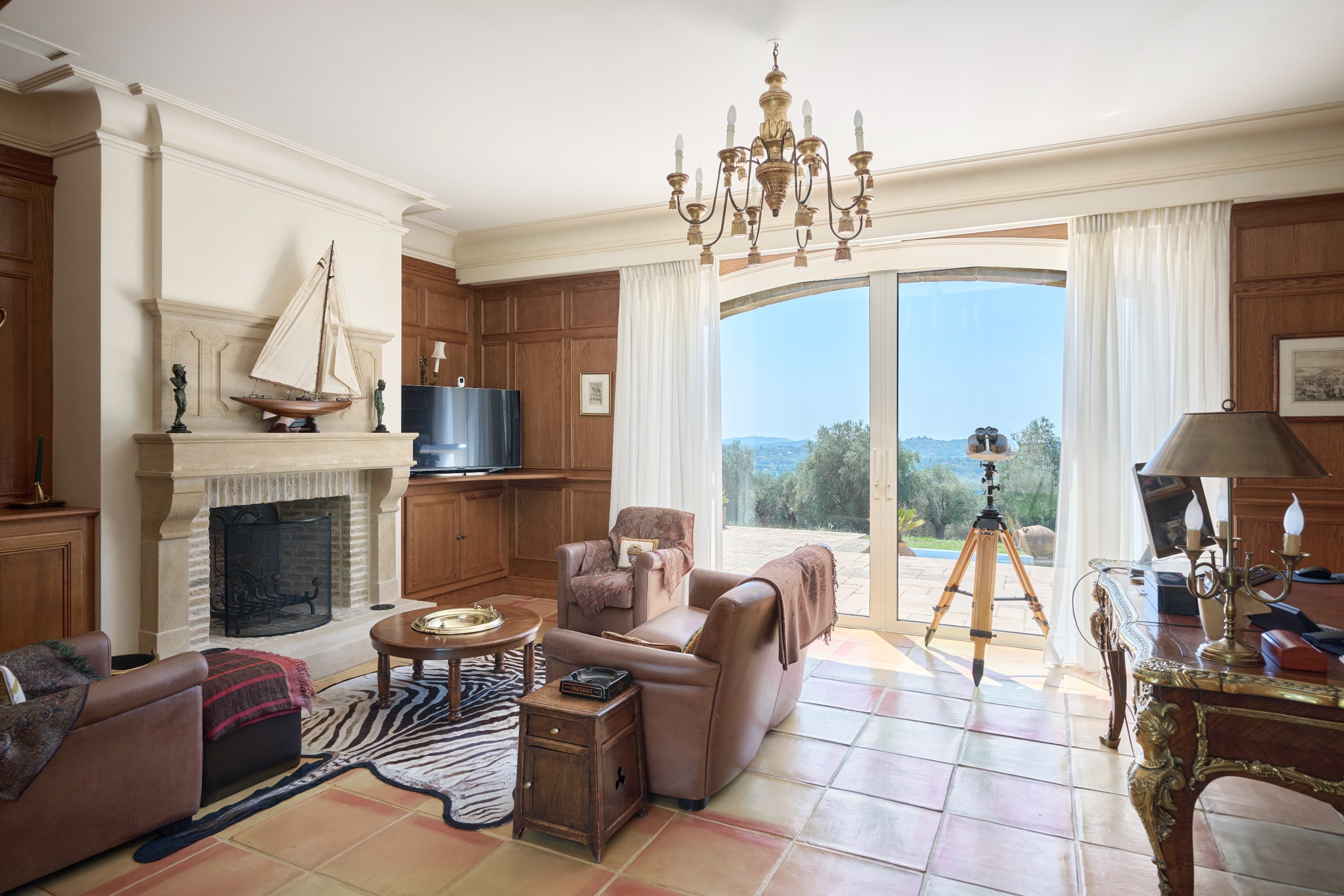  Luxury estate in Châteauneuf-Grasse with panoramic sea views, 625 sqm residence - 物件實景