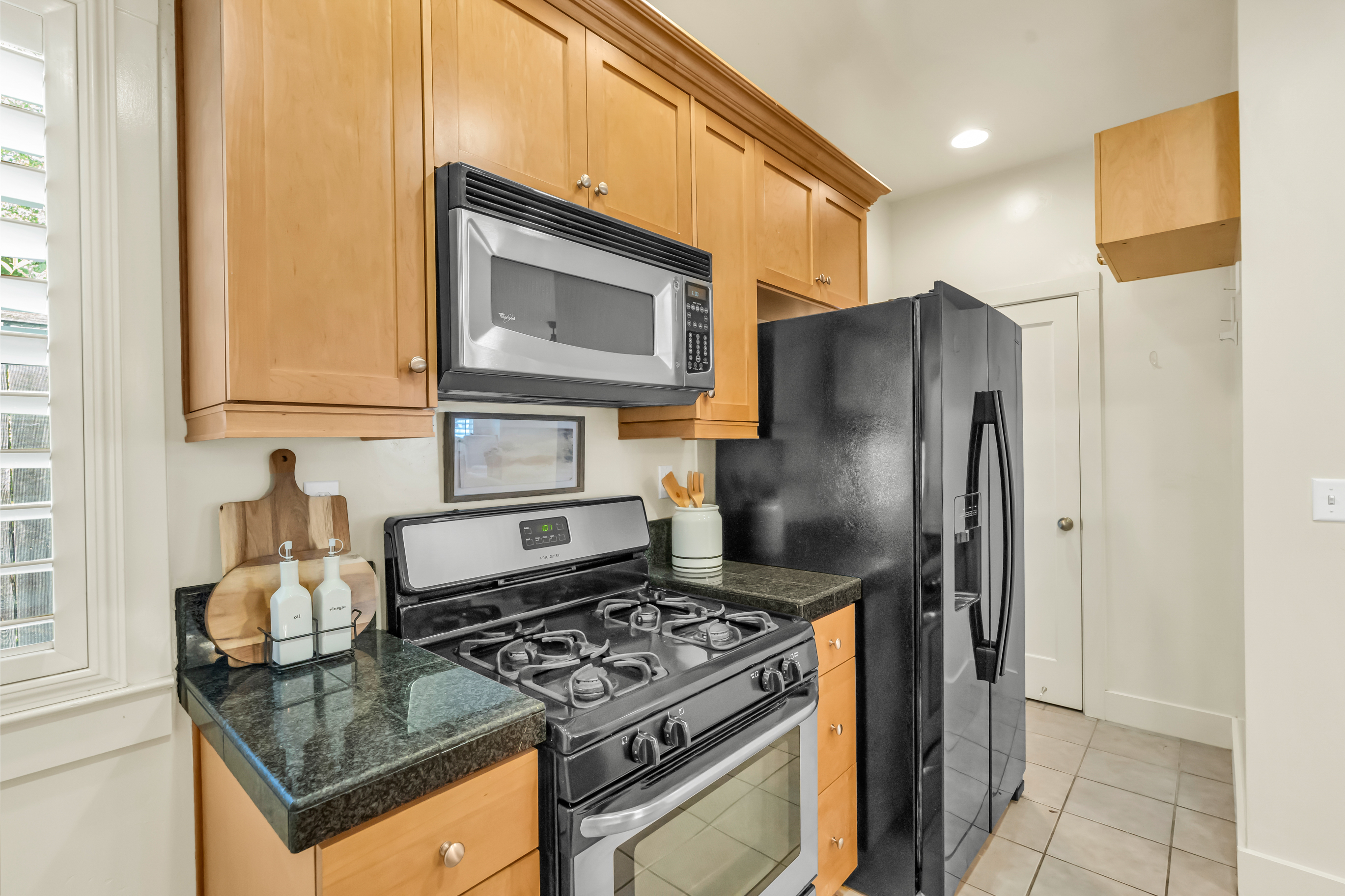  936 52nd Street, Sacramento, CA, 95819 - 物件實景