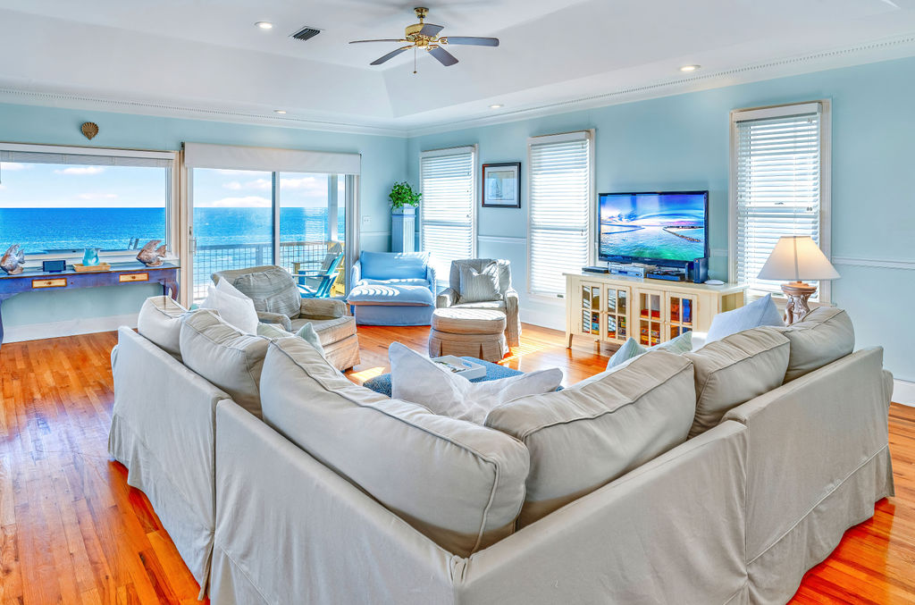 St George Island, Florida, 32328, United States, 5 Bedrooms Bedrooms, ,5 BathroomsBathrooms,Residential,For Sale,1978441