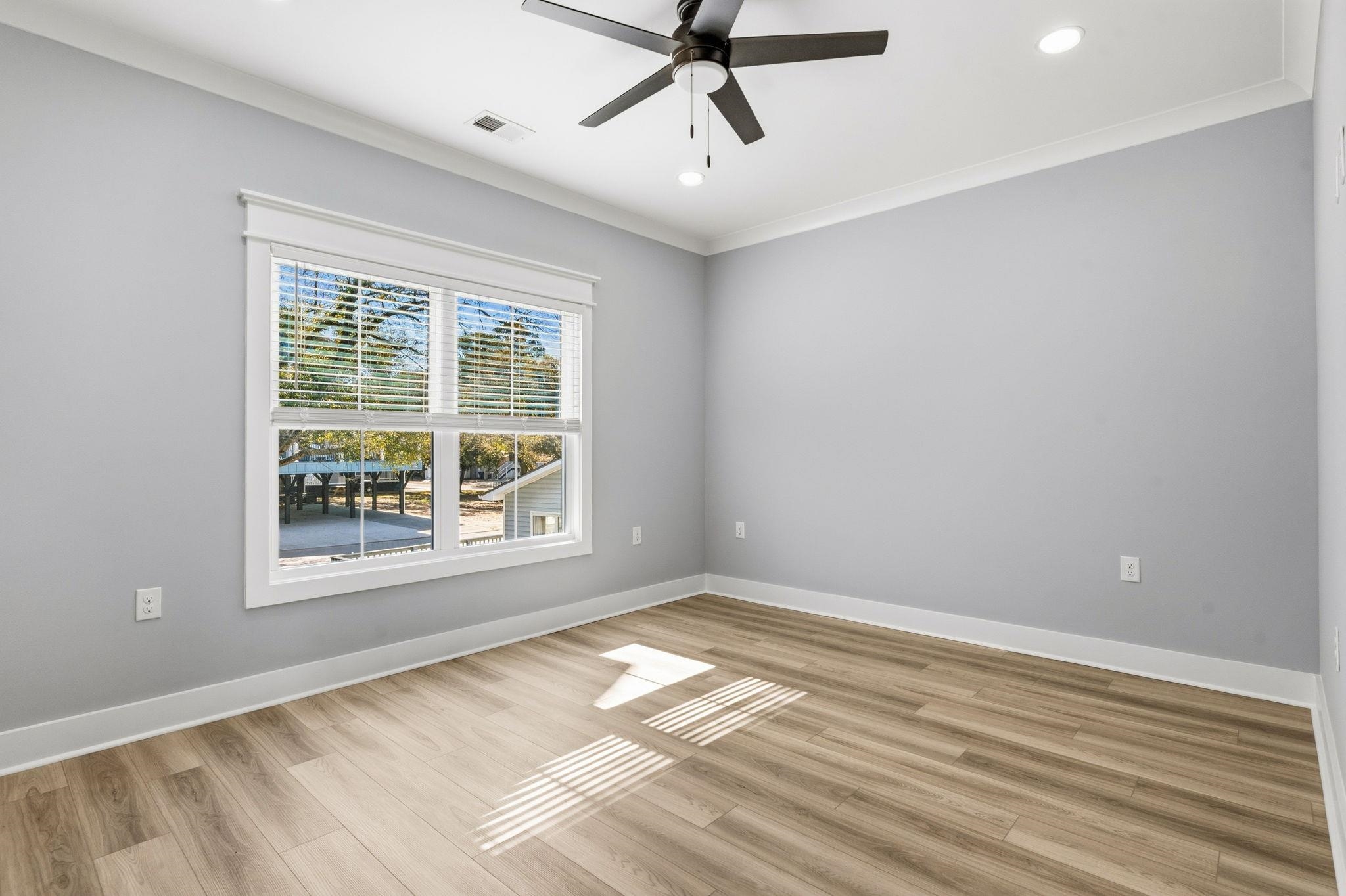 Myrtle Beach, South Carolina, 29575, United States, 5 Bedrooms Bedrooms, ,5 BathroomsBathrooms,Residential,For Sale,2029959