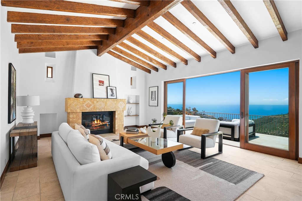 Laguna Beach, California, 92651, United States, 5 Bedrooms Bedrooms, ,6 BathroomsBathrooms,Residential,For Sale,1908512