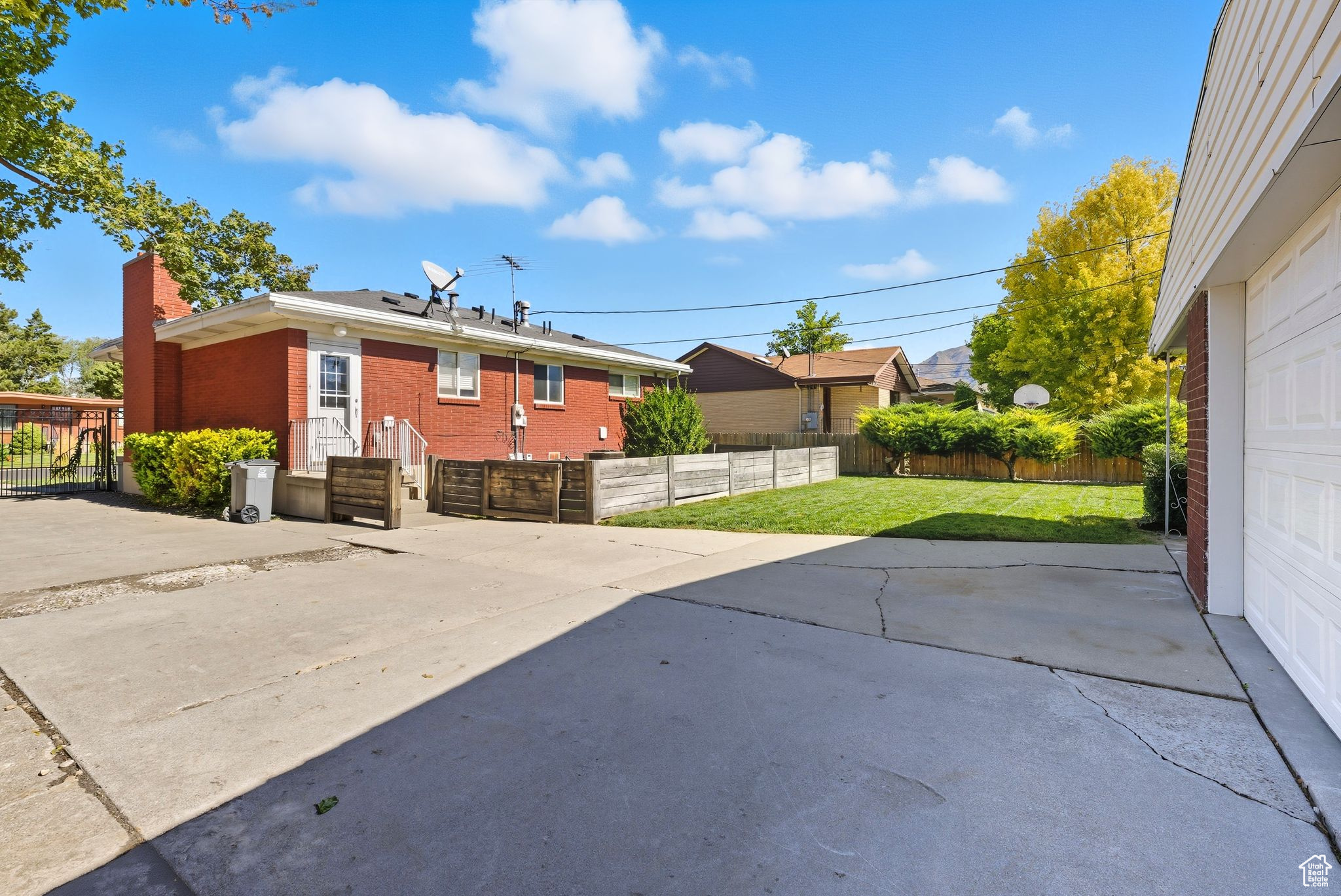 Millcreek, Utah, 84106, United States, 4 Bedrooms Bedrooms, ,1 BathroomBathrooms,Residential,For Sale,1961088