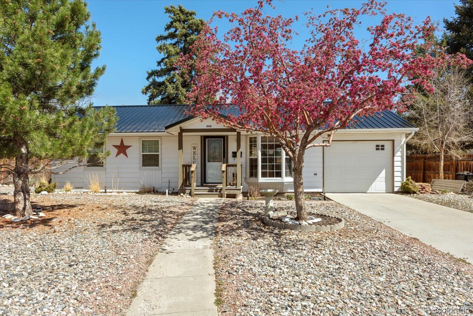 Salida, Colorado, 81201, United States, 3 Bedrooms Bedrooms, ,2 BathroomsBathrooms,Residential,For Sale,1982690