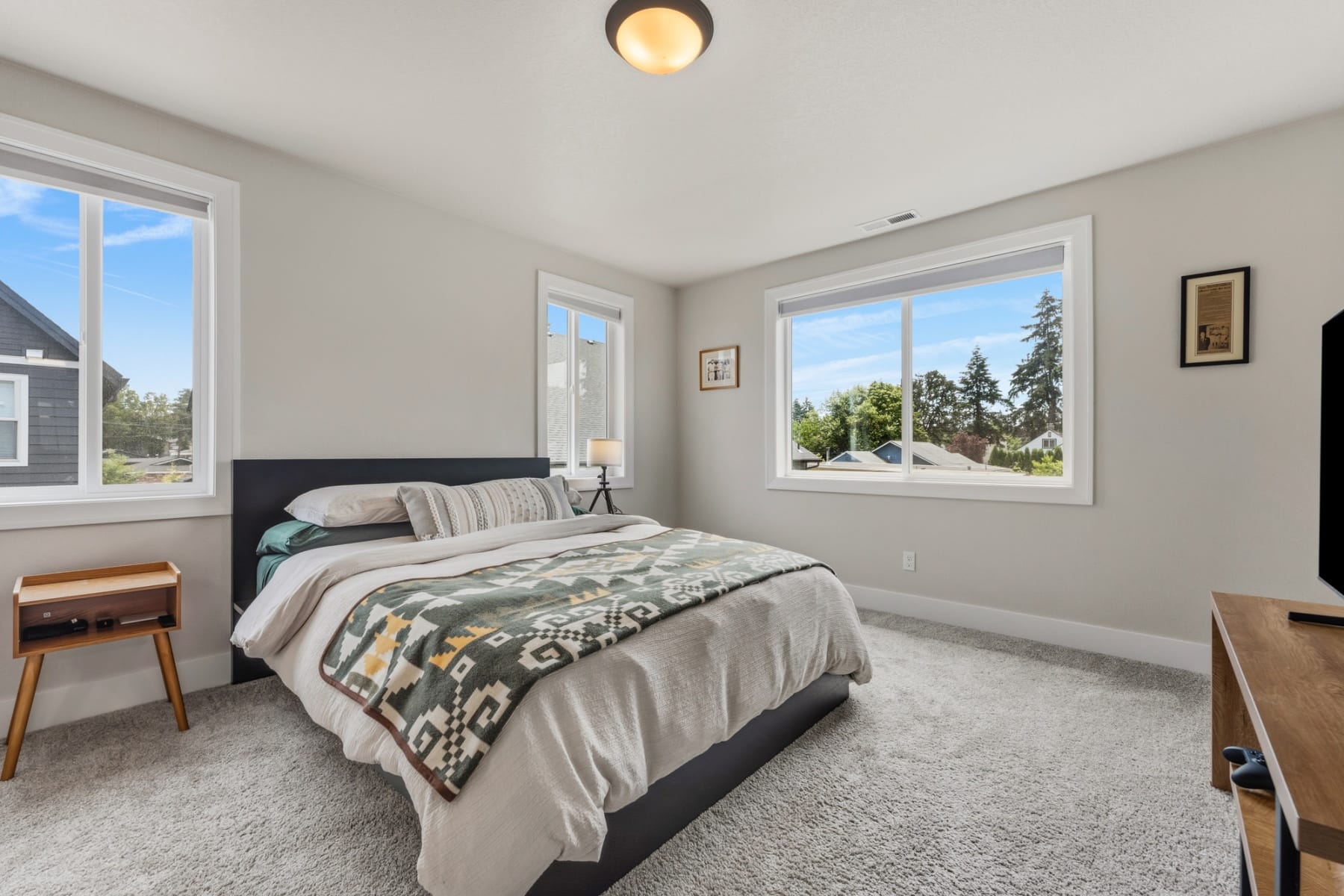  2414 SE MAYBROOK LN Milwaukie, OR 97222 - 物件實景