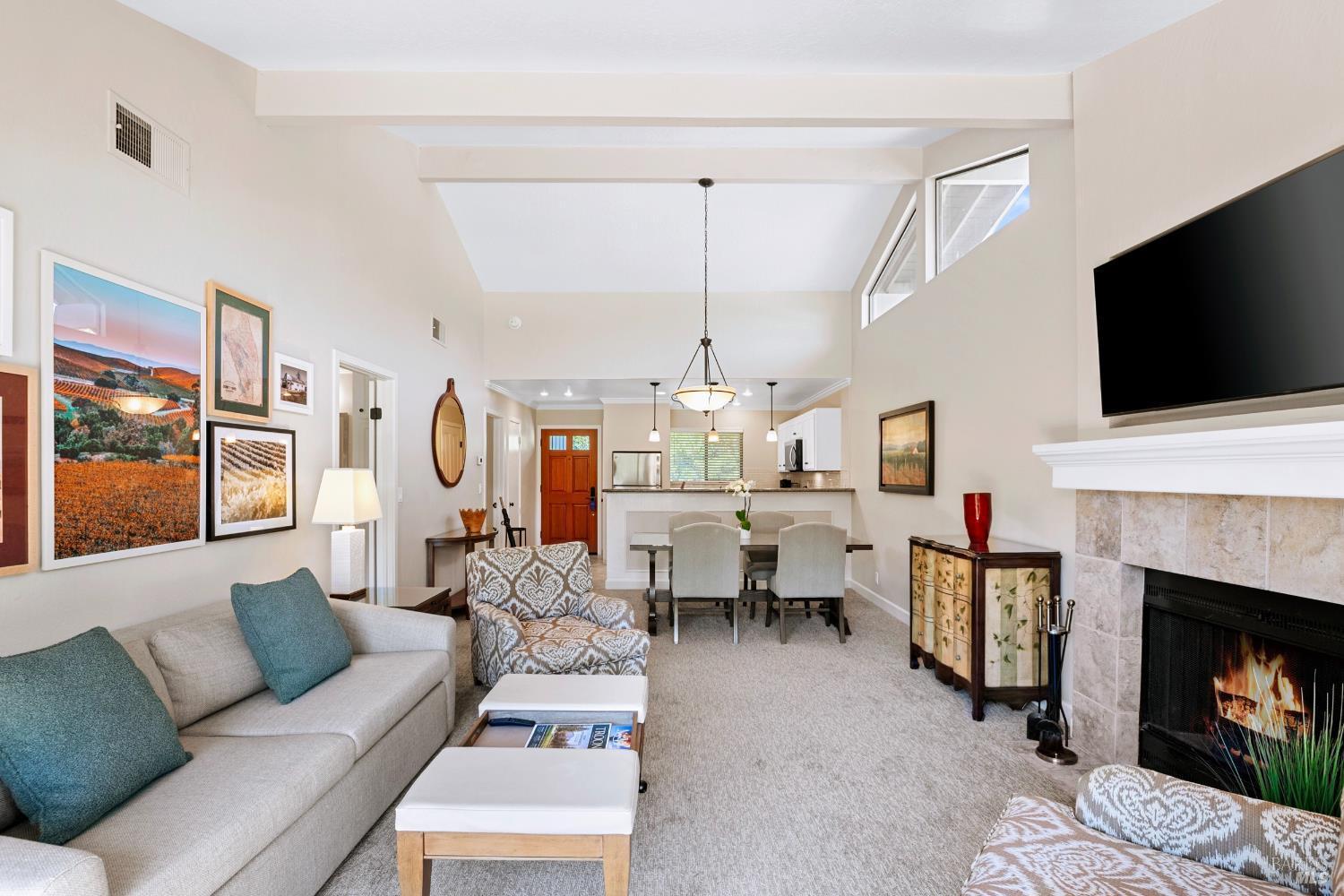 Napa, California, 94558, United States, 2 Bedrooms Bedrooms, ,2 BathroomsBathrooms,Residential,For Sale,1925145