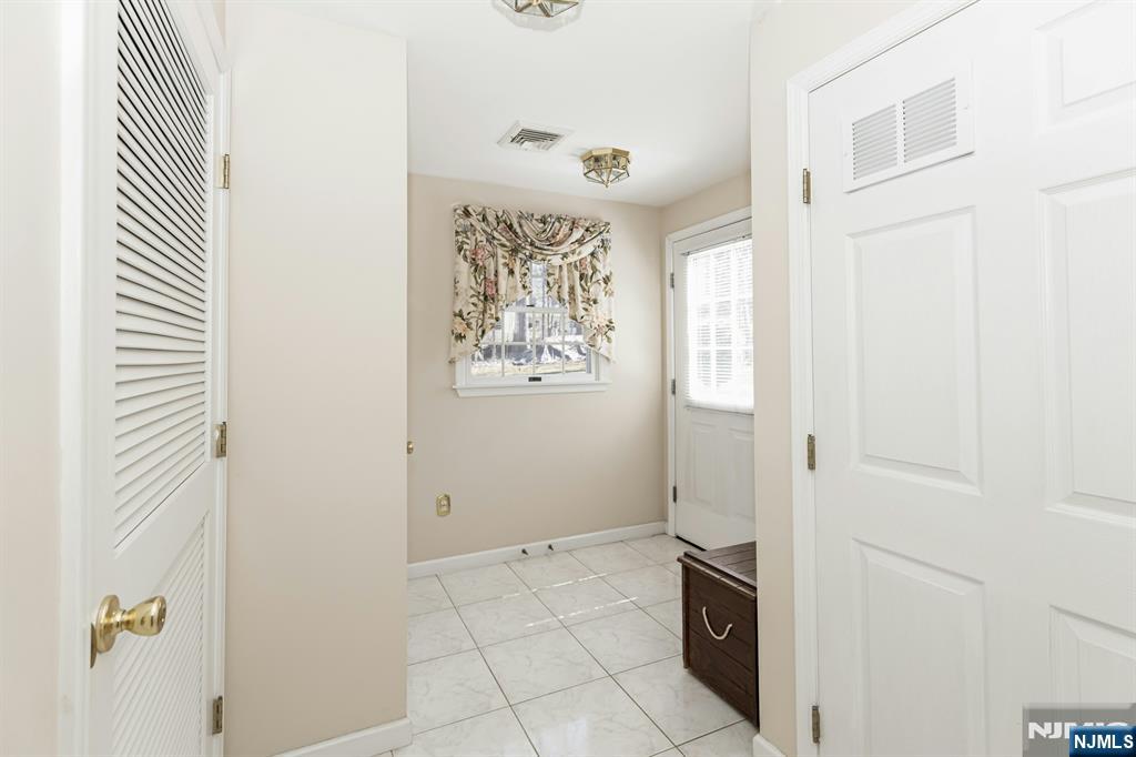 Berkeley Heights, New Jersey, 07922, United States, 6 Bedrooms Bedrooms, ,4 BathroomsBathrooms,Residential,For Sale,1838831