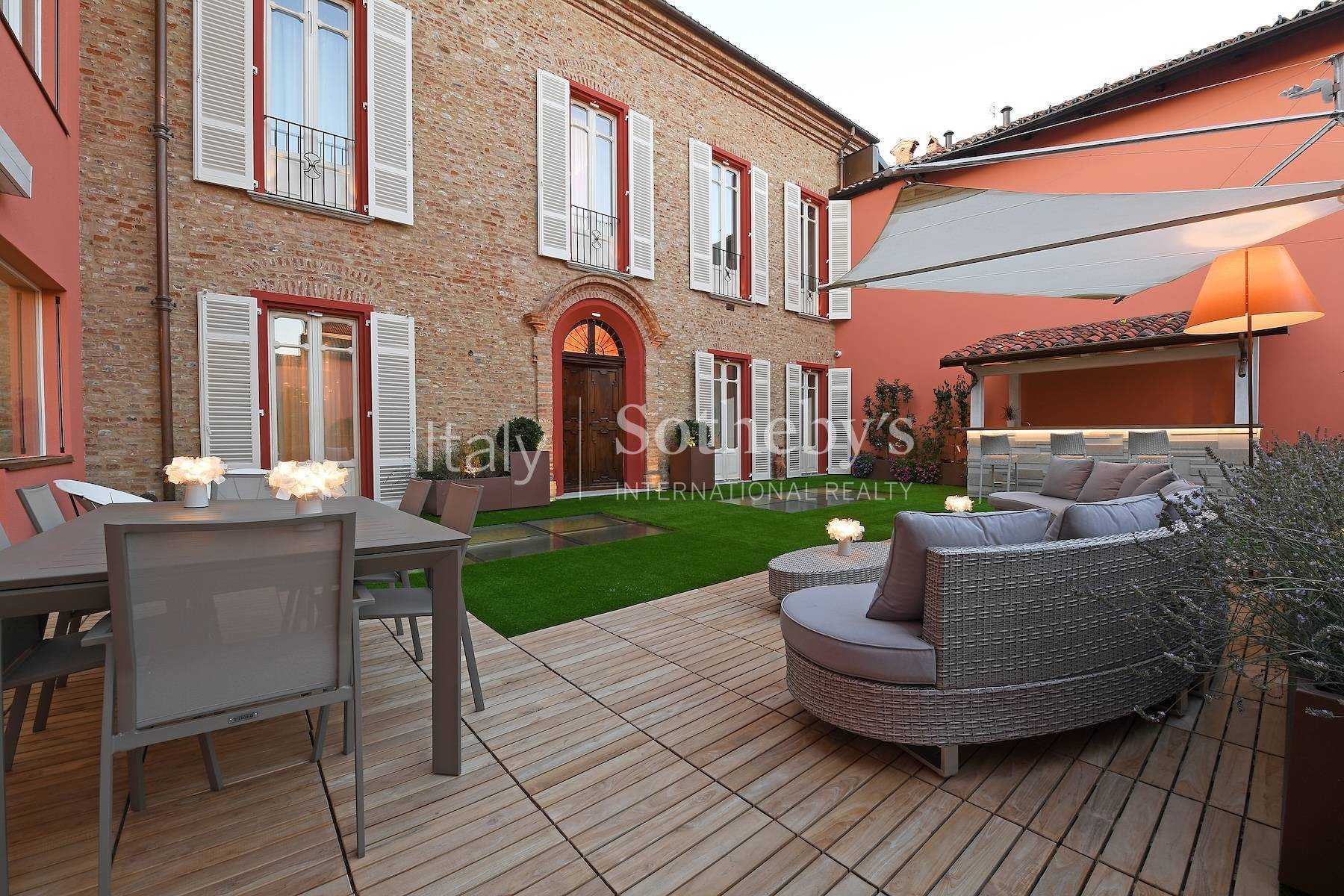  Splendid residence with swimming pool in the centre of Cherasco - 物件實景