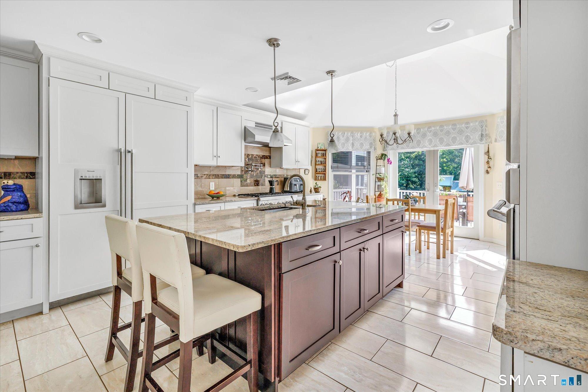 Shelton, Connecticut, 06484, United States, 4 Bedrooms Bedrooms, ,4 BathroomsBathrooms,Residential,For Sale,2049077