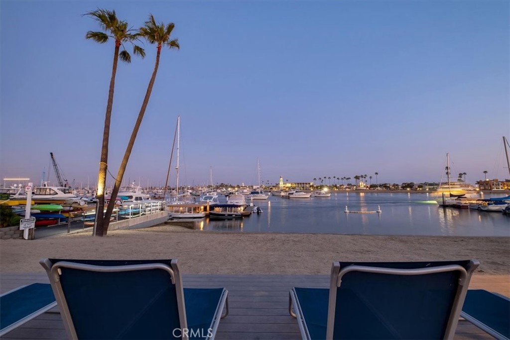 Newport Beach, California, 92663, United States, 2 Bedrooms Bedrooms, ,2 BathroomsBathrooms,Residential,For Sale,1917614