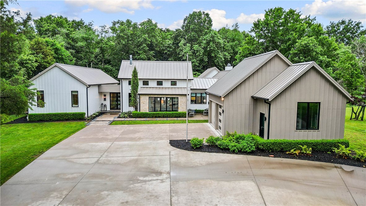 Howard Nickell Rd, Fayetteville, AR 72704