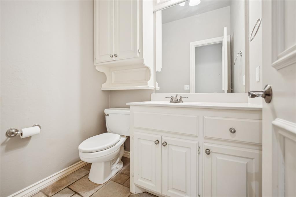 Edmond, Oklahoma, 73013, United States, 4 Bedrooms Bedrooms, ,5 BathroomsBathrooms,Residential,For Sale,1912730