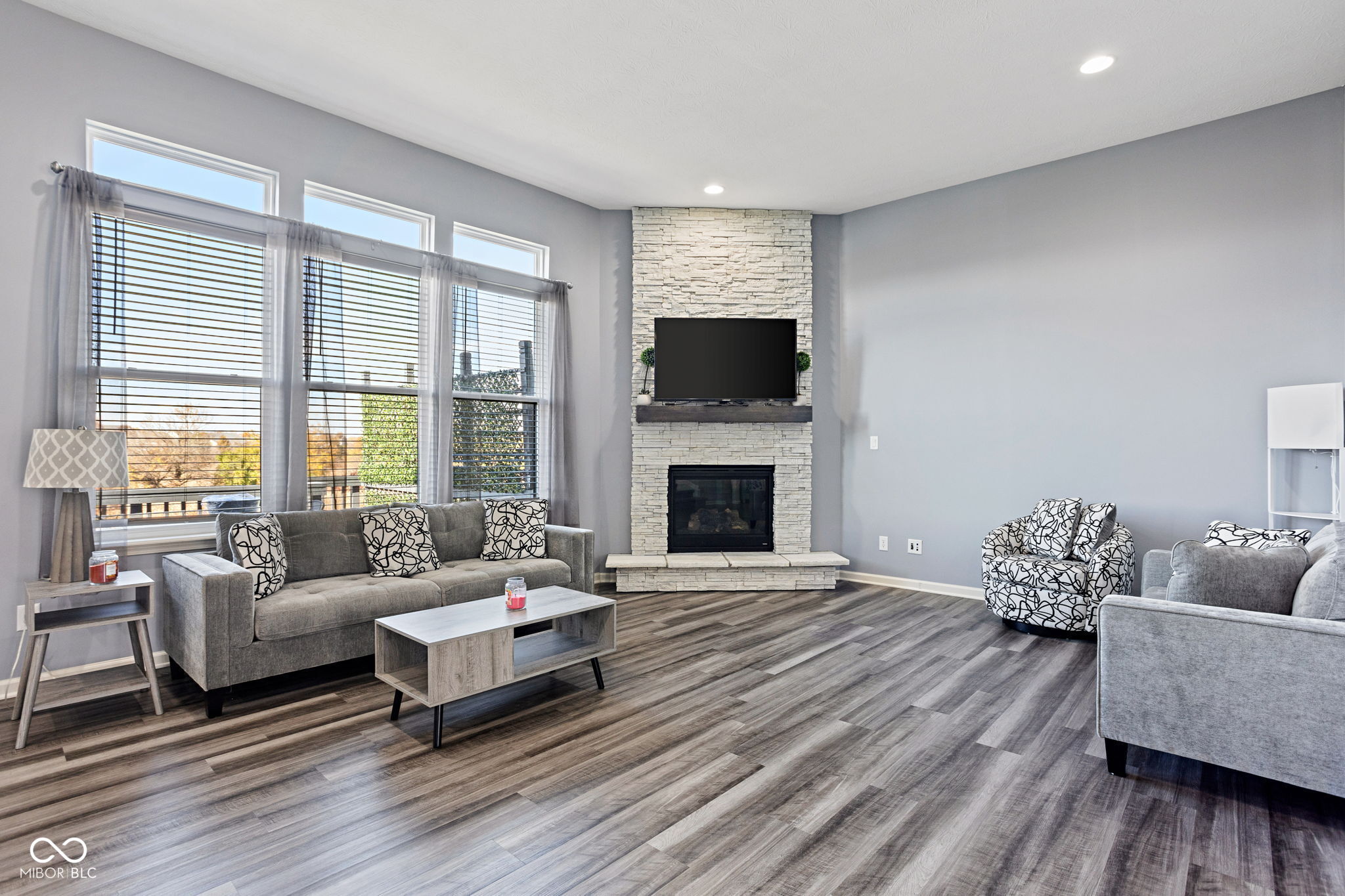 Noblesville, Indiana, 46062, United States, 6 Bedrooms Bedrooms, ,4 BathroomsBathrooms,Residential,For Sale,1987337