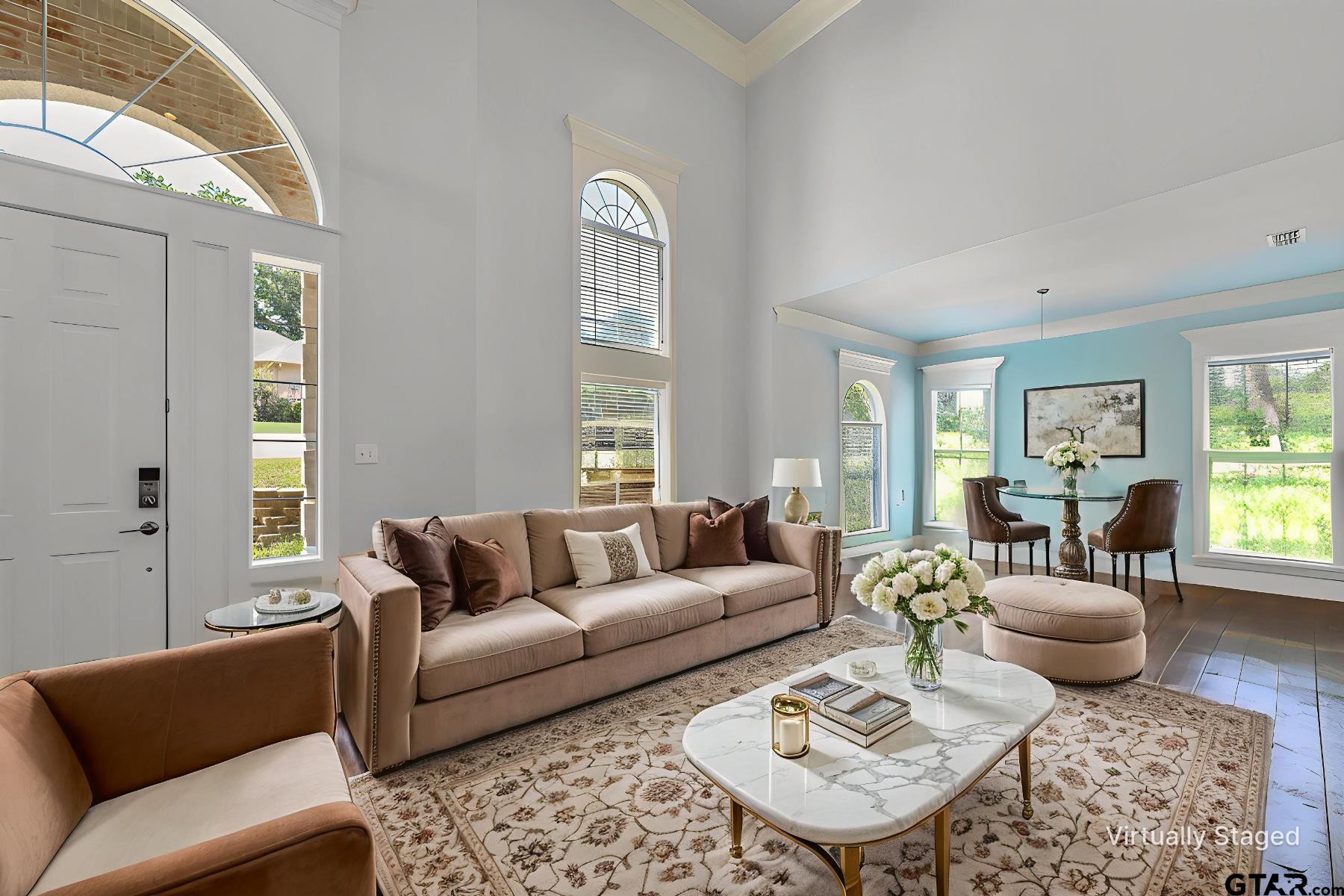 Tyler, Texas, 75703, United States, 5 Bedrooms Bedrooms, ,5 BathroomsBathrooms,Residential,For Sale,1901278