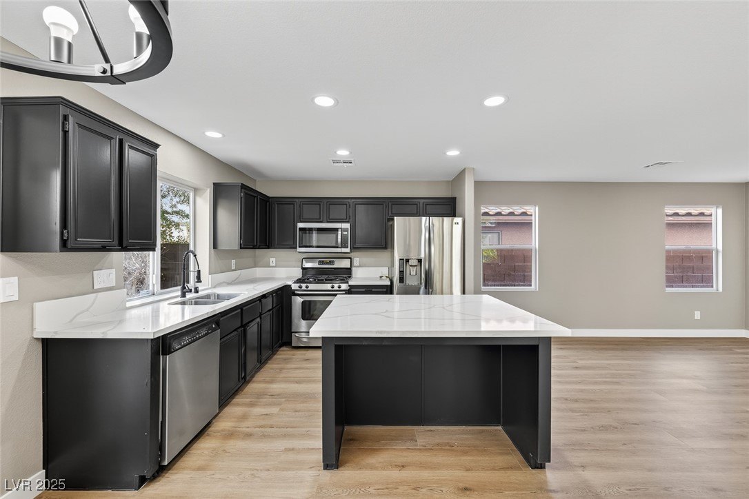 Las Vegas, Nevada, 89117, United States, 4 Bedrooms Bedrooms, ,3 BathroomsBathrooms,Residential,For Sale,1978159