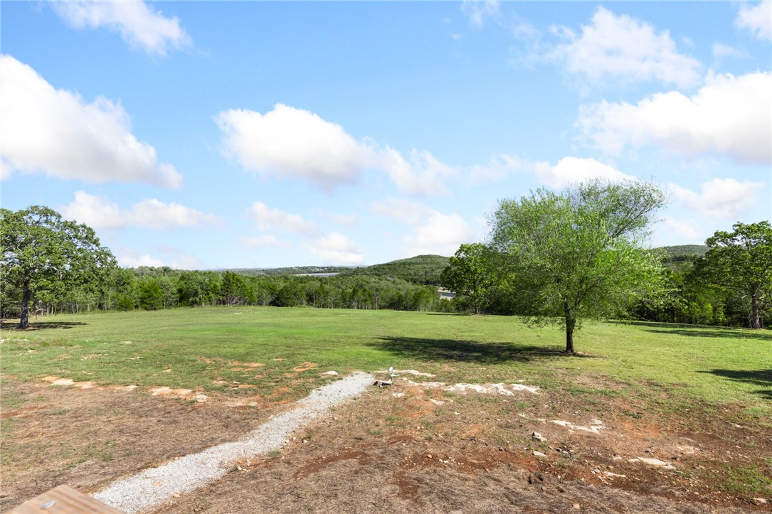 Yellville, Arkansas, 72687, United States, 2 Bedrooms Bedrooms, ,3 BathroomsBathrooms,Residential,For Sale,1970032