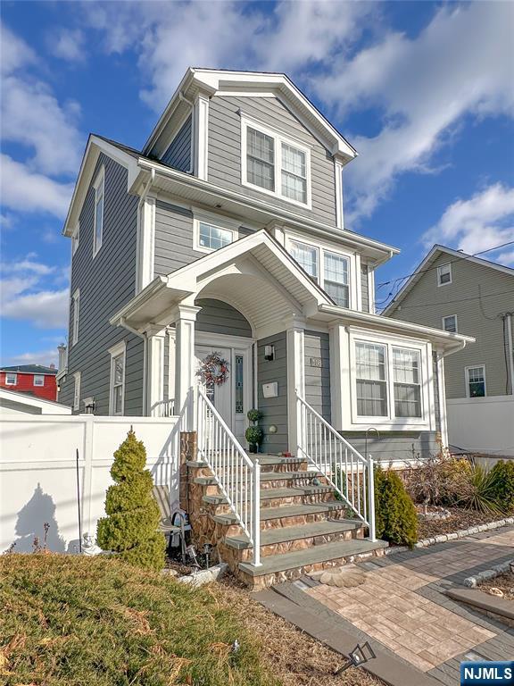 North Arlington, New Jersey, 07031, United States, 3 Bedrooms Bedrooms, ,4 BathroomsBathrooms,Residential,For Sale,1981700