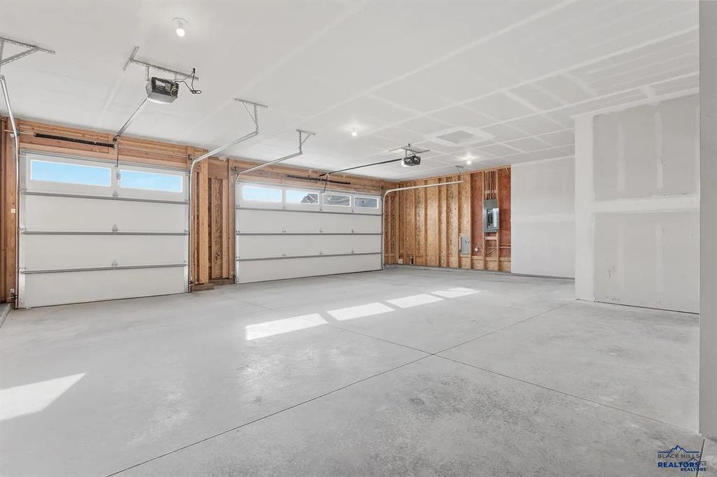 Rapid City, South Dakota, 57703, United States, 3 Bedrooms Bedrooms, ,3 BathroomsBathrooms,Residential,For Sale,1863610