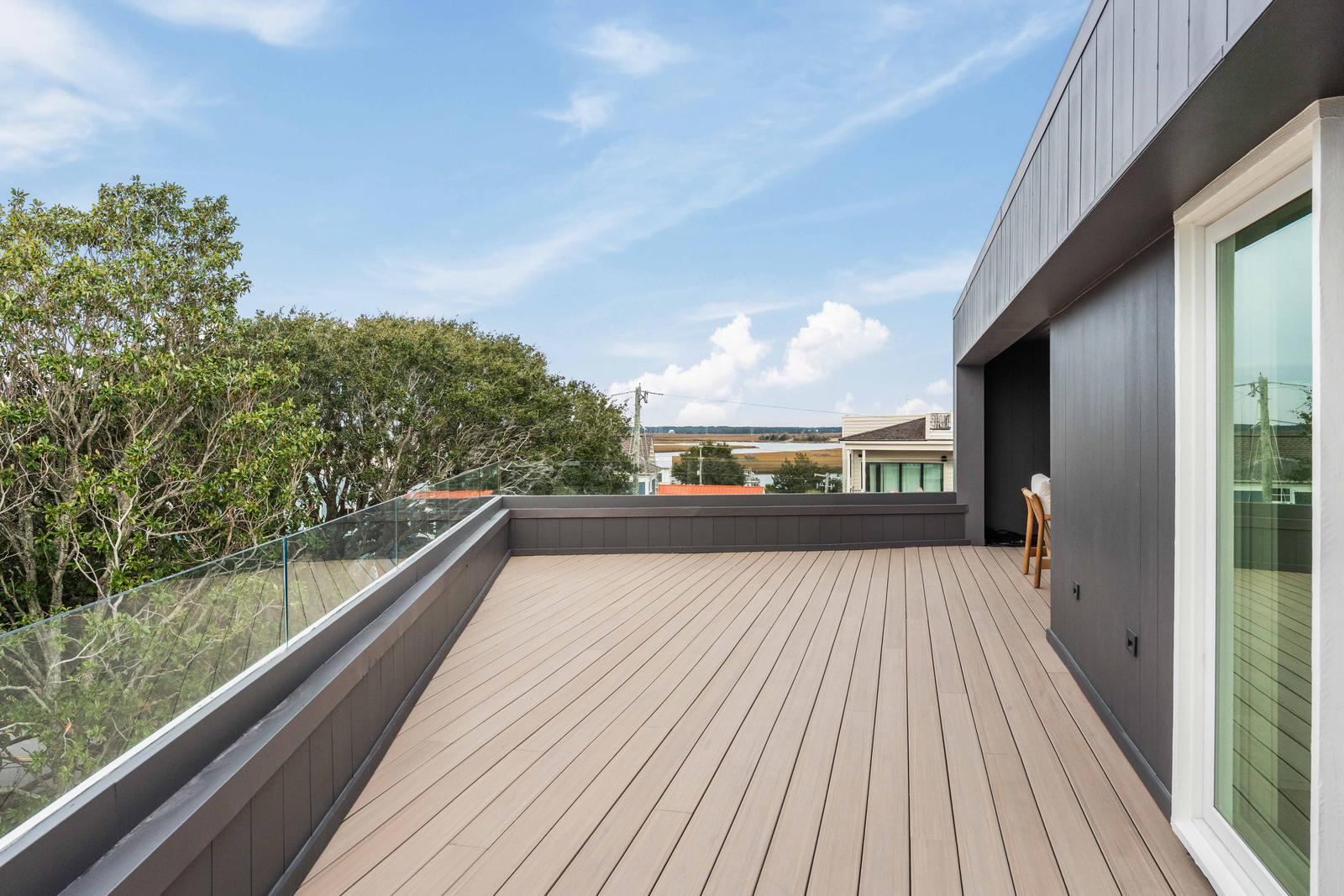 Isle of Palms, South Carolina, 29451, United States, 4 Bedrooms Bedrooms, ,5 BathroomsBathrooms,Residential,For Sale,2003052