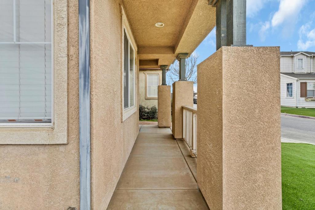 Greenfield, California, 93927, United States, 4 Bedrooms Bedrooms, ,3 BathroomsBathrooms,Residential,For Sale,1990832