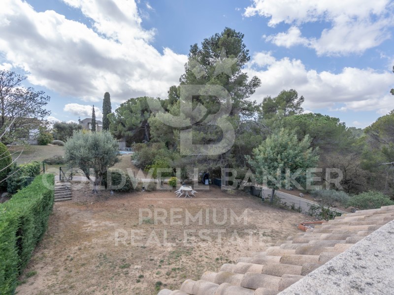 Barcelona, Cerdanyola del Vall?s, Bellaterra Barce, Cerdanyola del Vallès, Catalonia, ES, 9 Bedrooms Bedrooms, ,6 BathroomsBathrooms,Residential,For Sale,Barcelona, Cerdanyola del Vall?s, Bellaterra Barce,1481961