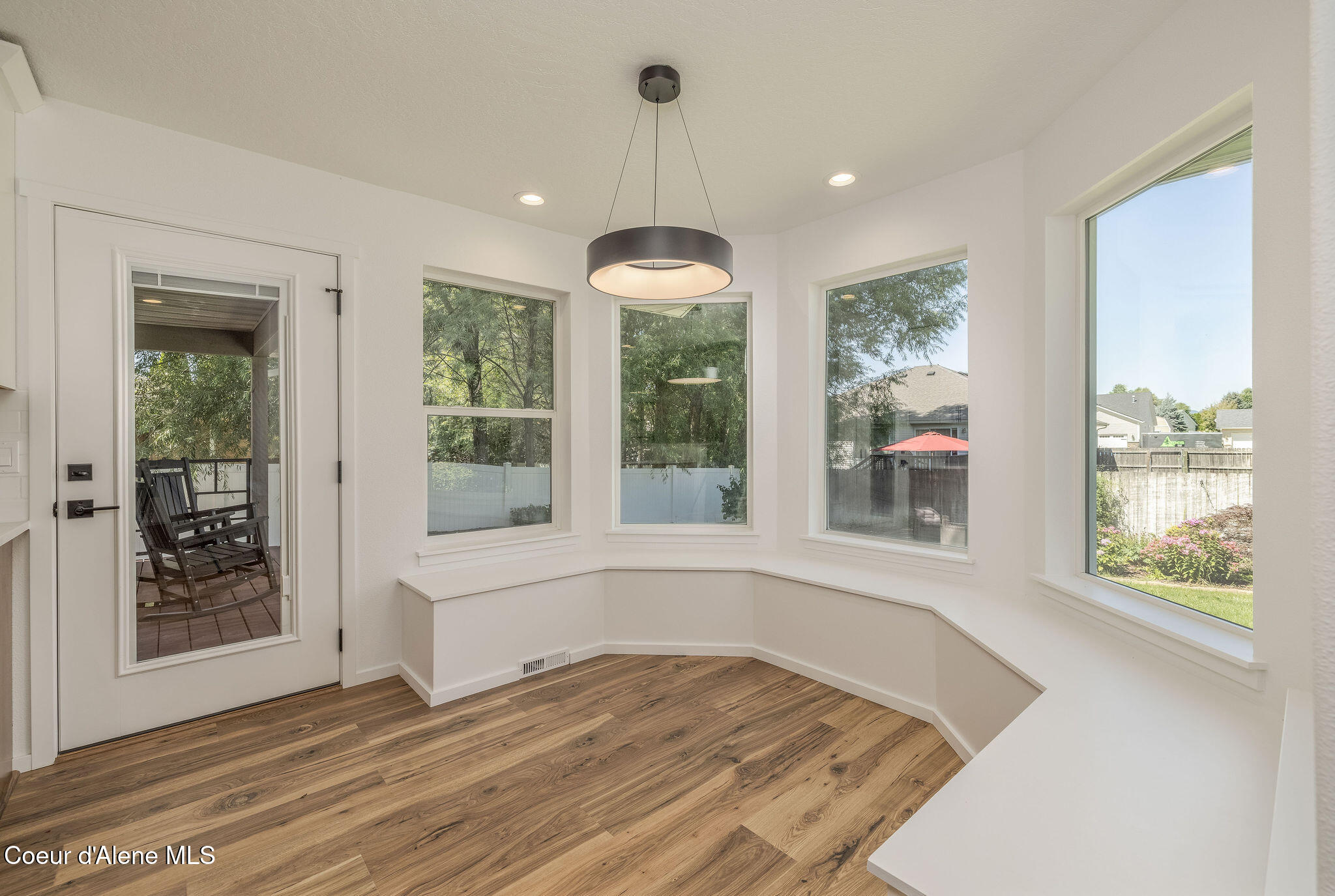 Hayden, Idaho, 83835, United States, 3 Bedrooms Bedrooms, ,Residential,For Sale,2003524