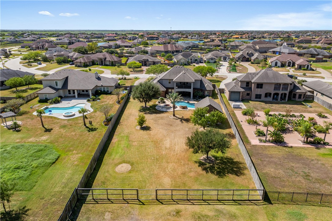 Corpus Christi, Texas, 78414, United States, 5 Bedrooms Bedrooms, ,4 BathroomsBathrooms,Residential,For Sale,1941748