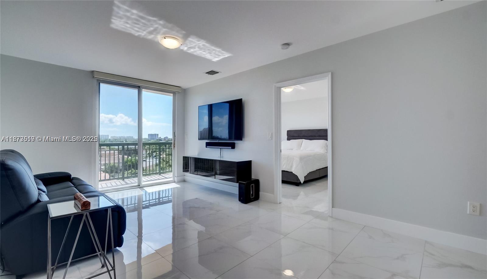 Miami, Florida, 33133, United States, 2 Bedrooms Bedrooms, ,2 BathroomsBathrooms,Residential,For Sale,1939288