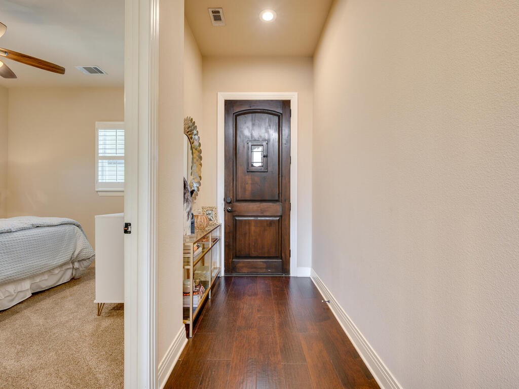 Austin, Texas, 78732, United States, 2 Bedrooms Bedrooms, ,2 BathroomsBathrooms,Residential,For Sale,1849026